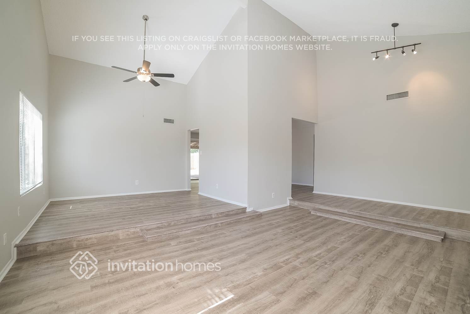 Building Photo - 2902 W Sandra Terrace