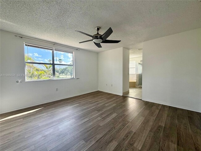 Building Photo - 12619 NW 11th Pl