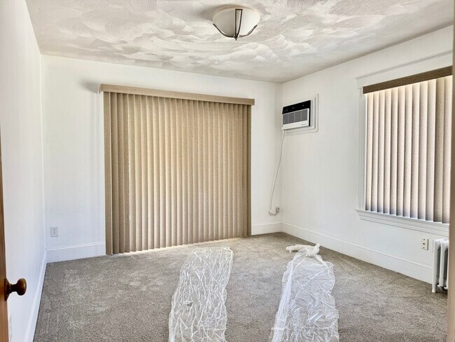 Building Photo - 70 Durso Ave