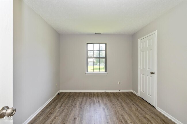 Building Photo - 7313 Shanna Cir
