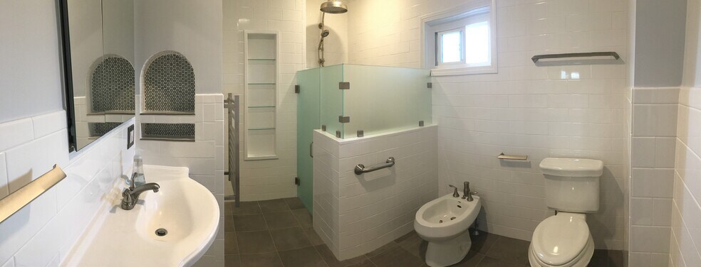 Bathroom A - 87 Irving St