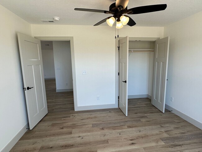 Building Photo - BRAND NEW 3 Bed 2 Bath in WAYNESVILLE - FOR RENT