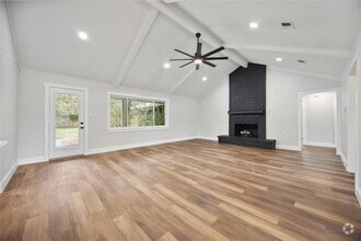 Building Photo - 7907 12 Fairway Ln