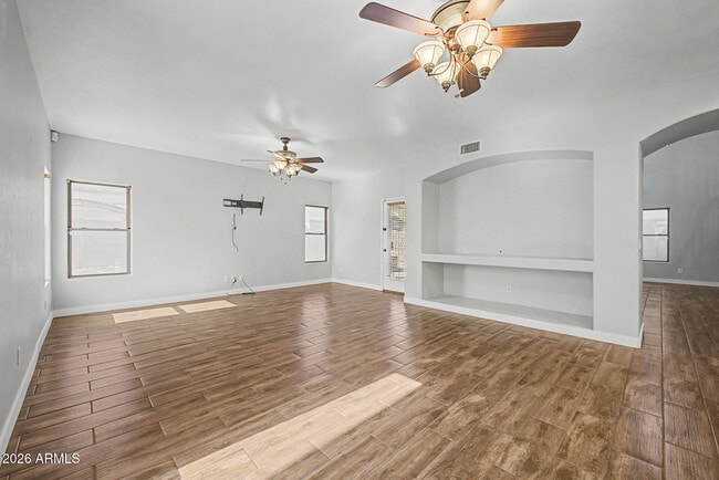 Building Photo - 17446 W Yavapai St