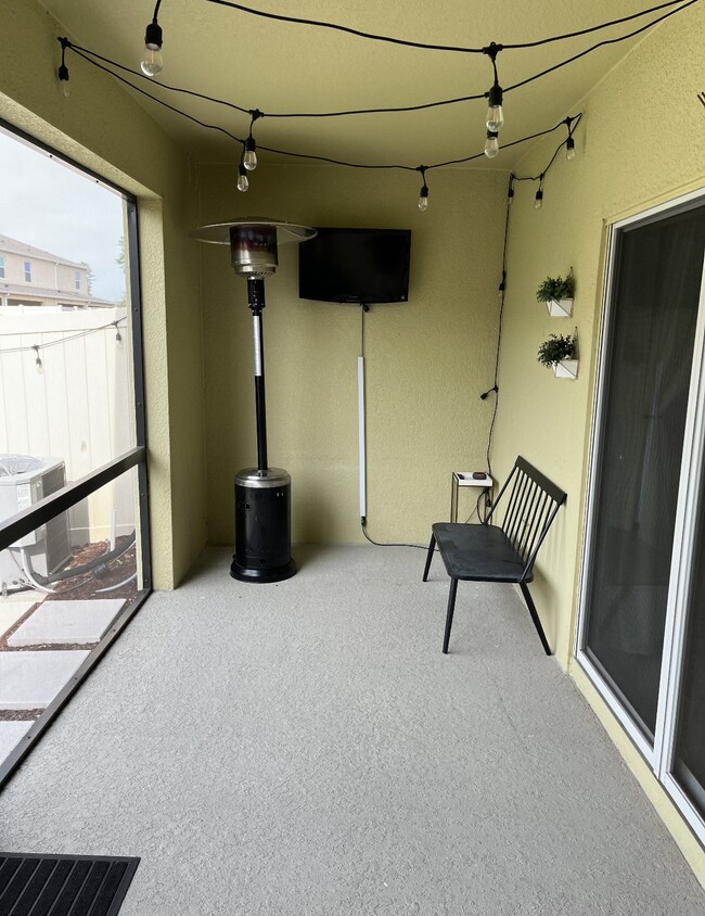 Screened Patio - 9030 Carlotta Way