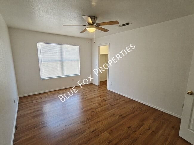Building Photo - 3421 N Green Gulch Ct