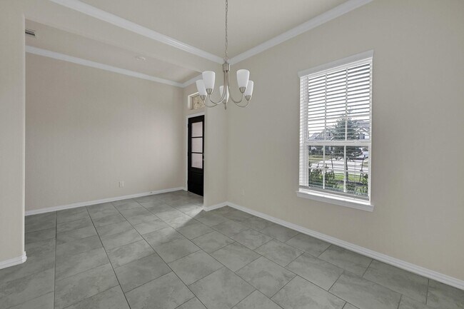 Building Photo - 2403 Dovetail Park Ln
