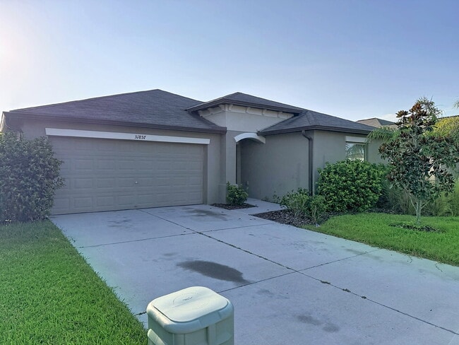Building Photo - 31857 Sun Kettle Lp