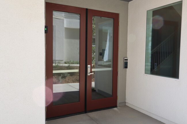 Building Entrance - 27227 Diamond Peak Ln