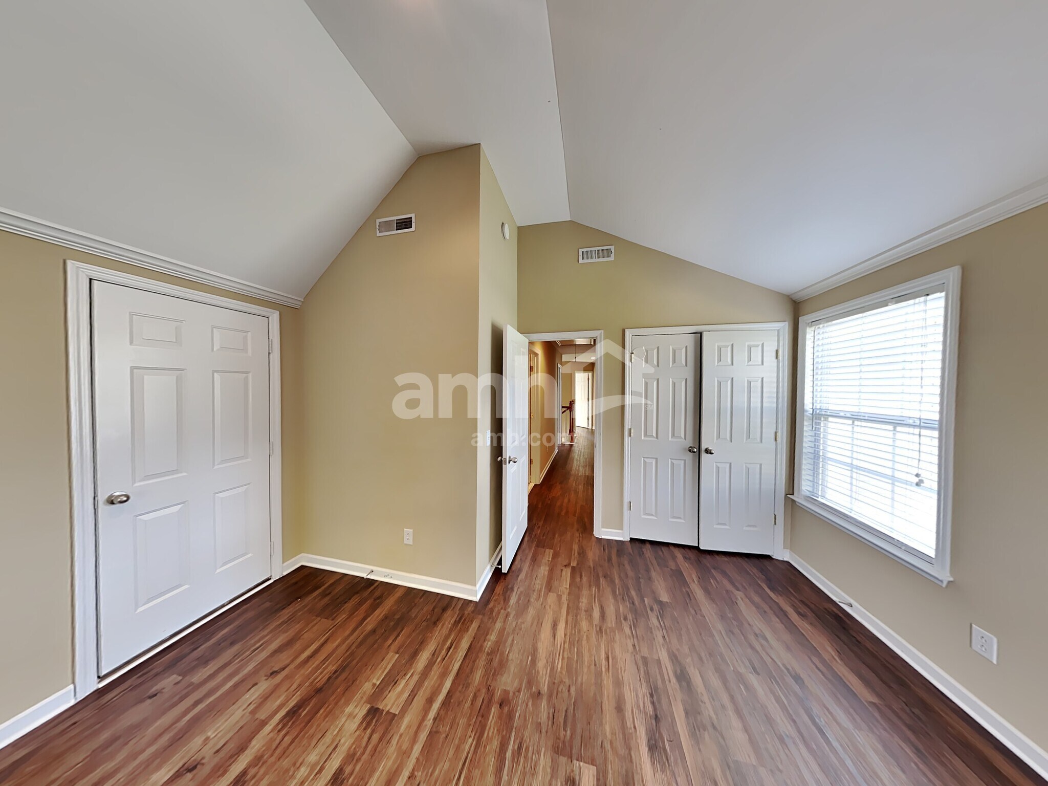 Building Photo - 3434 Wellington Pl