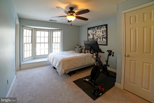 Building Photo - 12205 Fairfield House Dr