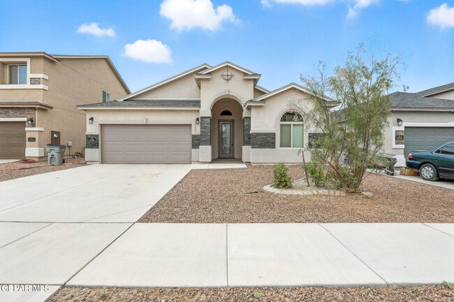 Primary Photo - 12360 Desert Path Ct