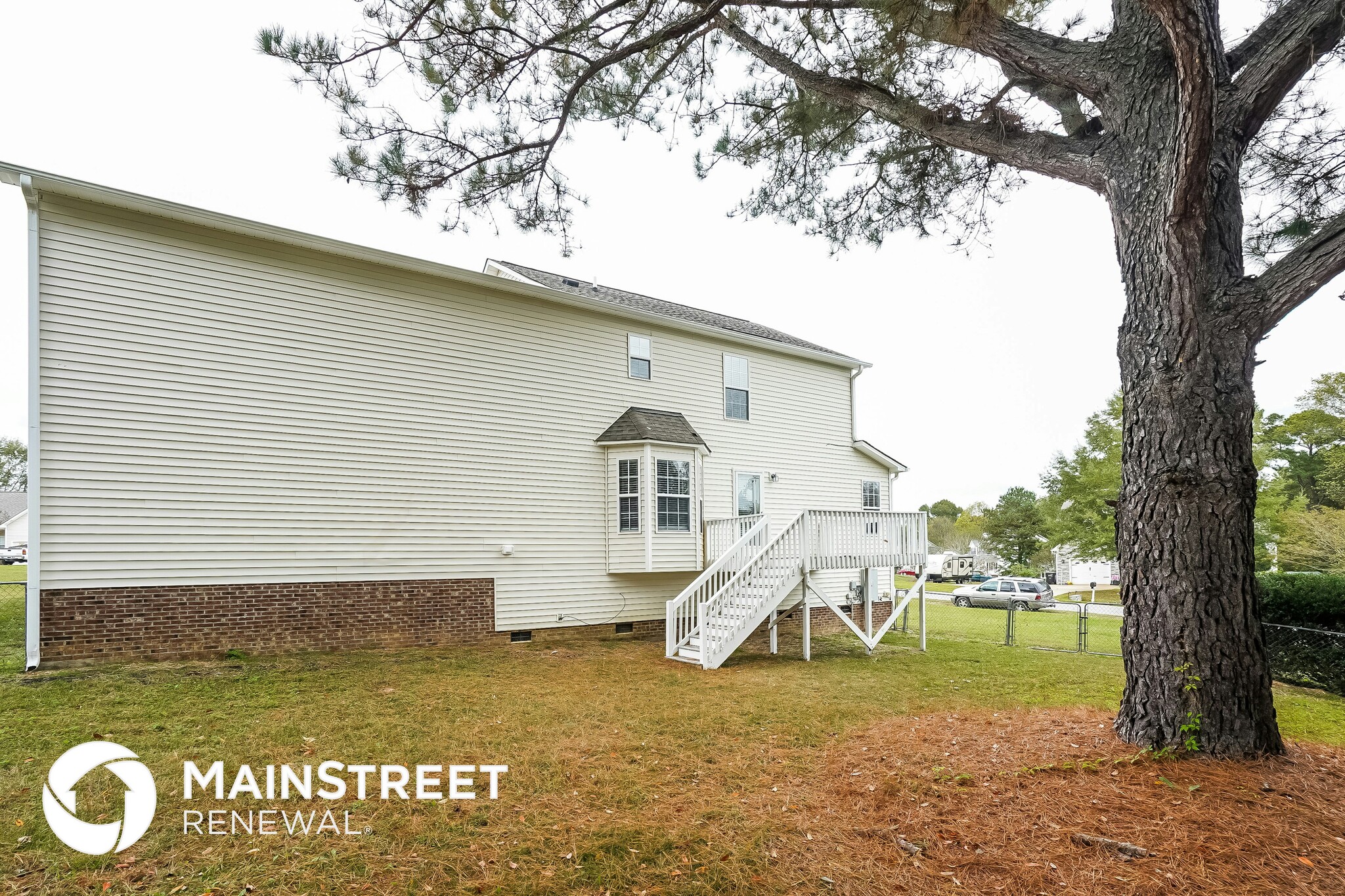 Building Photo - 114 Clarence Ln