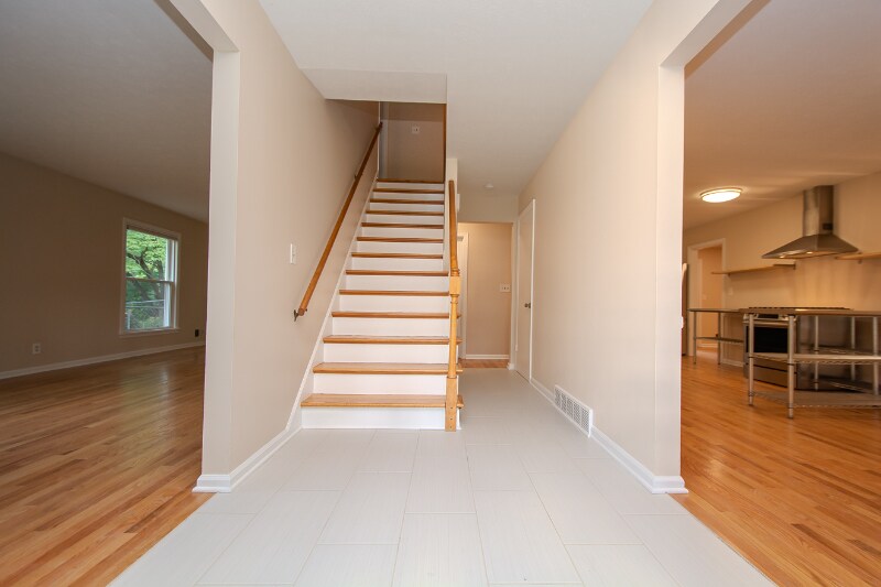 Building Photo - 1813 Crossgate Ln