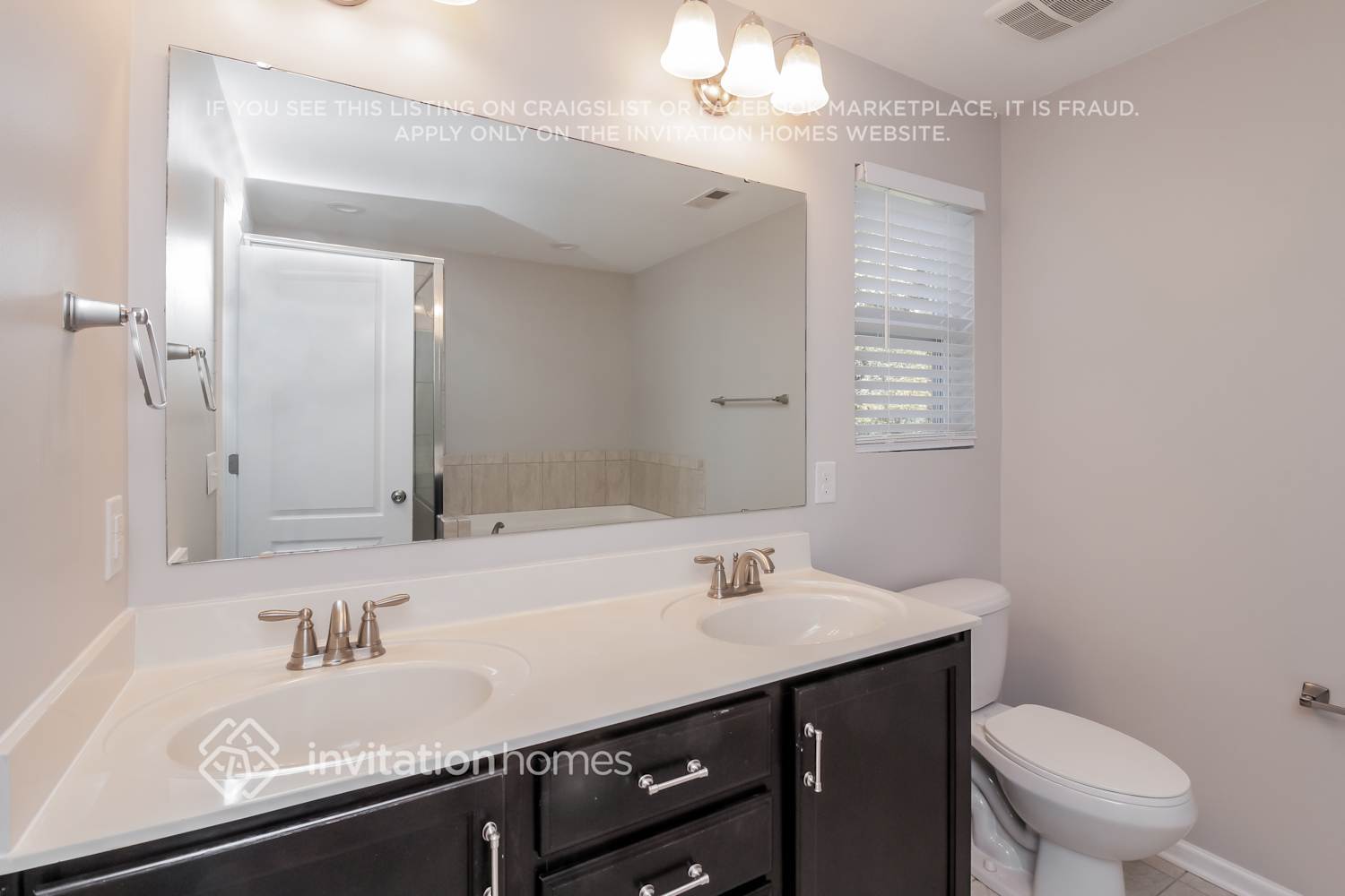 Building Photo - 14736 Glenduff Place