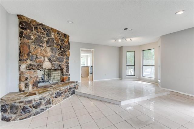 Building Photo - 7705 Skylake Dr