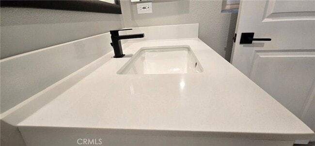 Building Photo - 2120 Sagebrush Walk