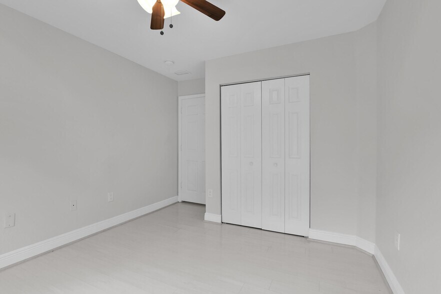 Building Photo - 6597 Old Farm Trl