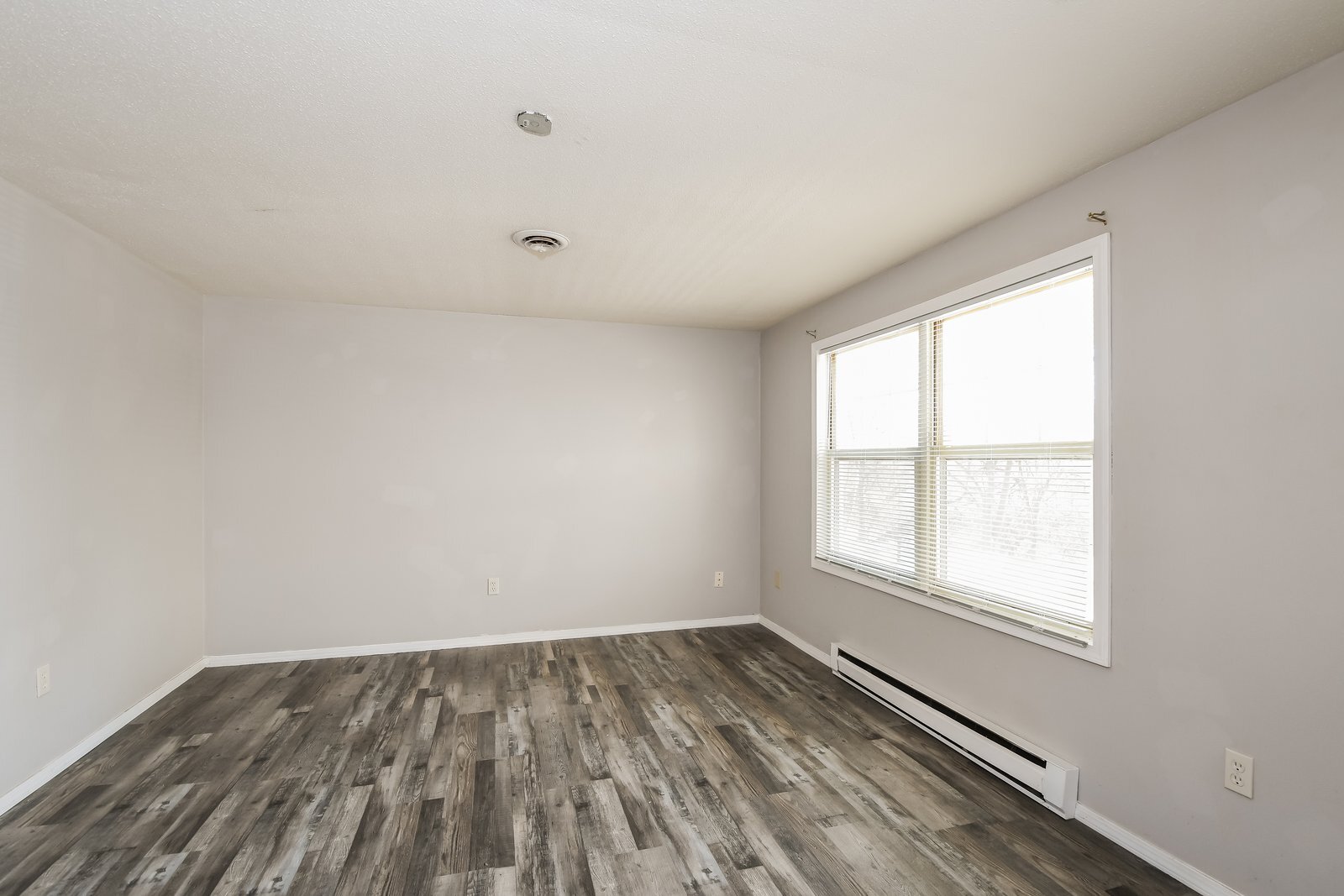 Building Photo - 9709 Mark Trail