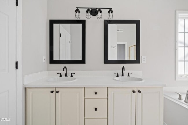 Building Photo - 310 Loblolly Dr