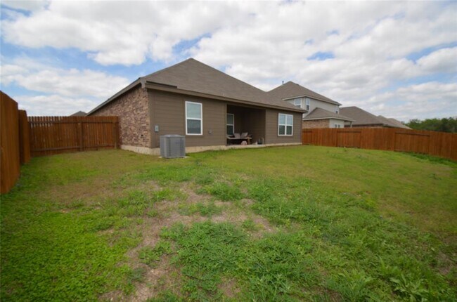 Building Photo - 1187 Amy Dr