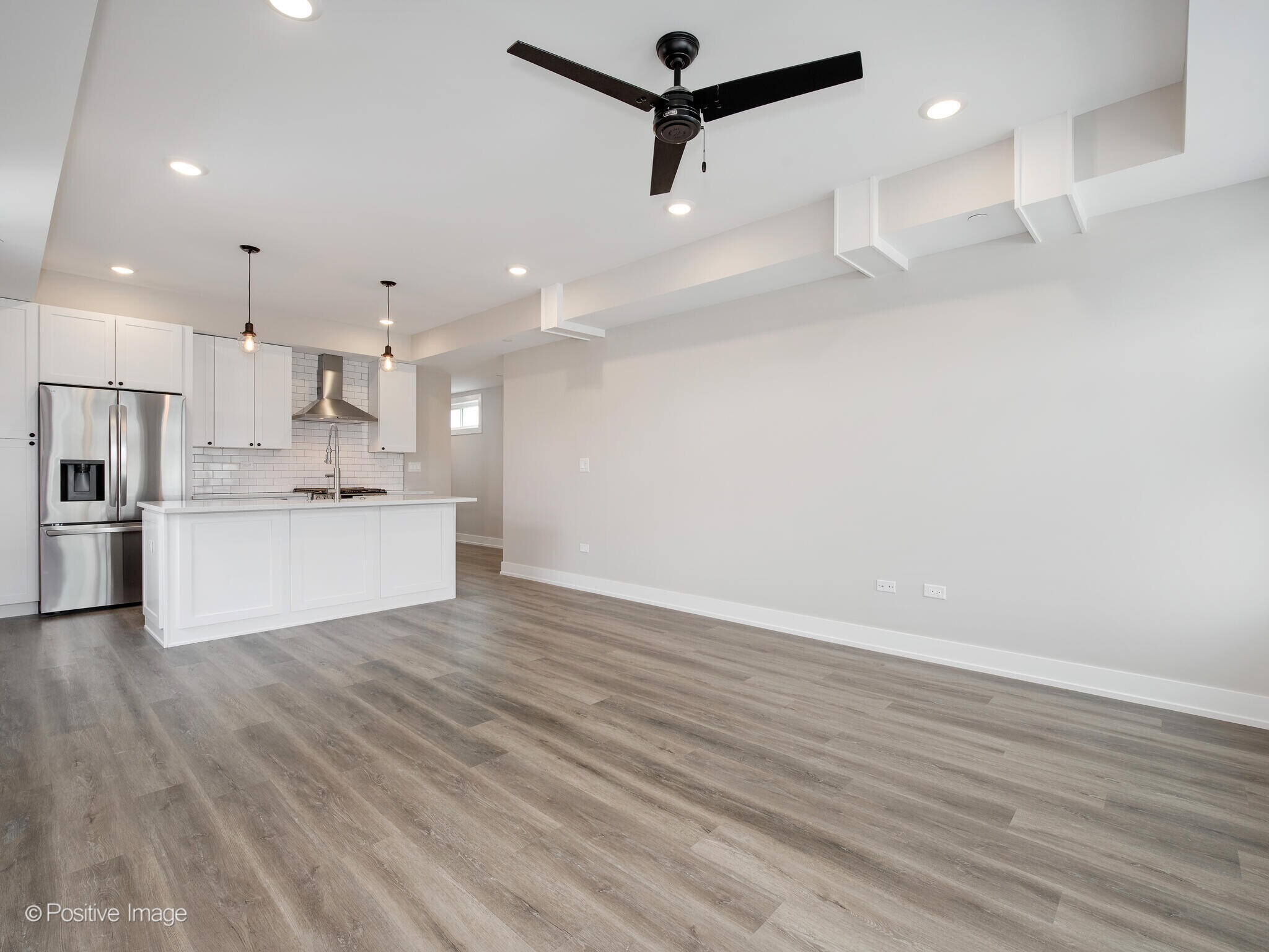 Building Photo - 4015 N Pulaski Rd