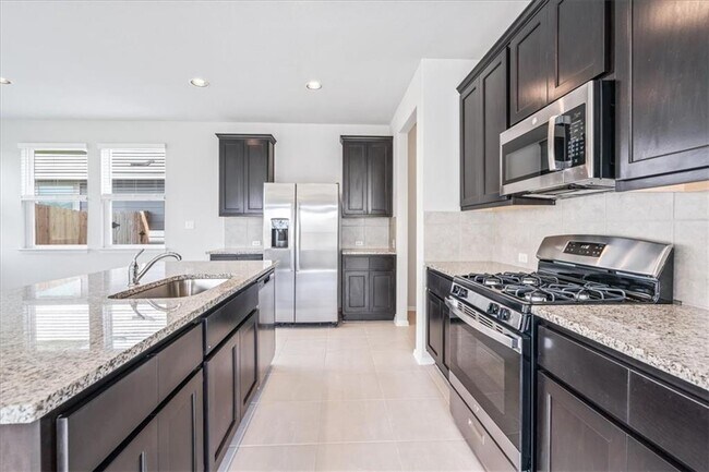 Building Photo - 179 Living Reef Dr