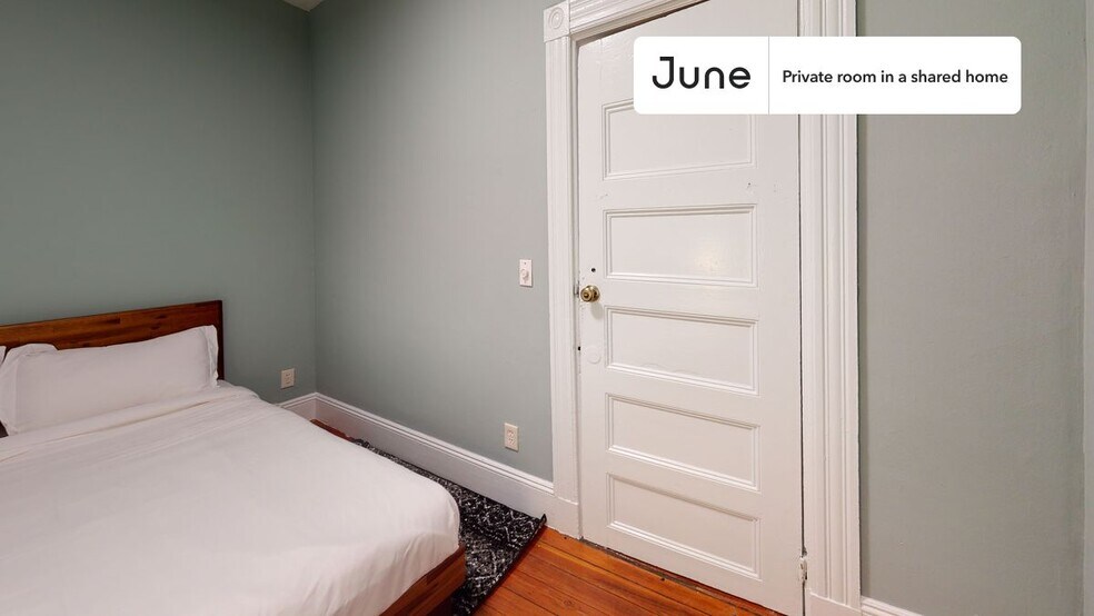 Building Photo - Room in Shared 4 bed/1.5 bath home