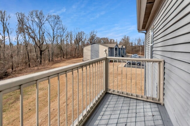 Building Photo - Newly Renovated Units in Killen, AL