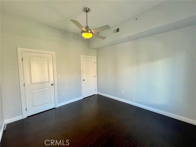 Building Photo - 388 E Ocean Blvd