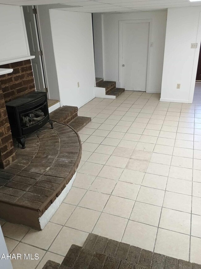 Building Photo - 106 Ruskin Dr