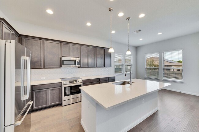 Building Photo - 9937 Comely Bnd