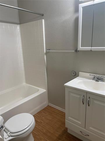 Building Photo - 5961 Richard Dr
