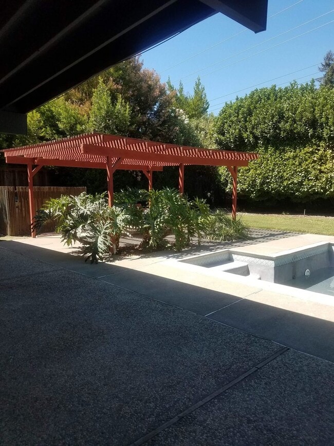 Building Photo - 4217 American River Dr