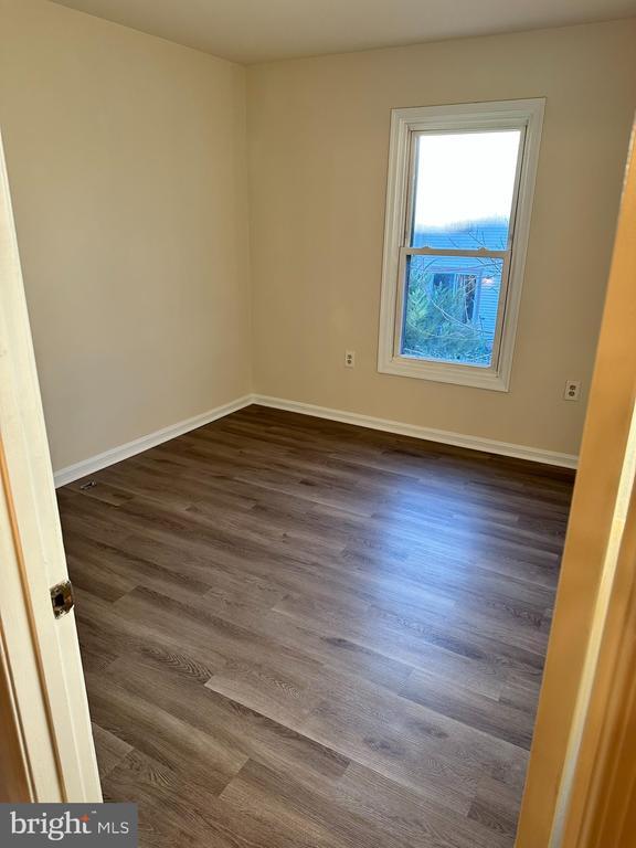 Building Photo - 5235 Walney Rd