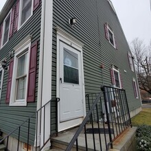 Building Photo - 2-Bedroom at 72 Chesnut St., Norwalk, CT