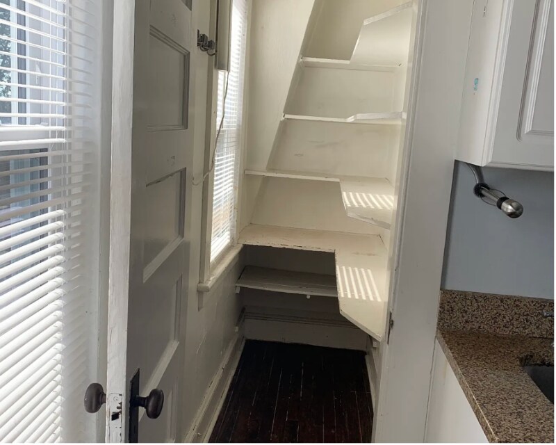 Building Photo - 765 Brewster St