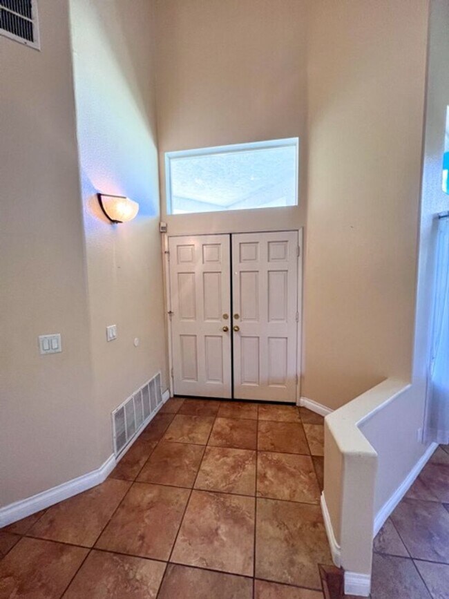 Building Photo - Wonderful 4 bedroom Temecula home for LEASE!