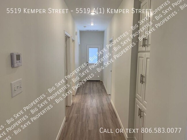 Building Photo - 5519 Kemper St