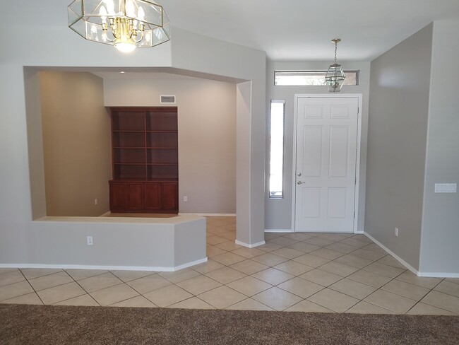 Building Photo - 3 Bedroom - 2 Bath - 2148 Sq. Ft. - Blakeman Ranch - Chandler