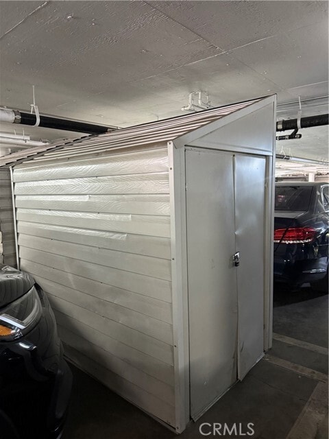 Building Photo - 19009 Sherman Way