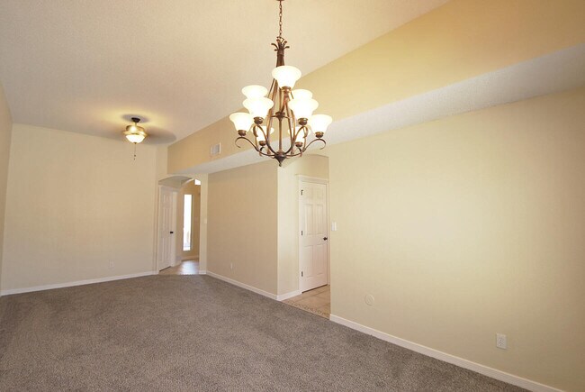 Building Photo - 5513 Ignacio Frias Dr