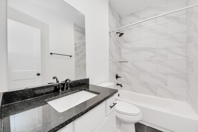Building Photo - 1422 Shaded Rock Dr