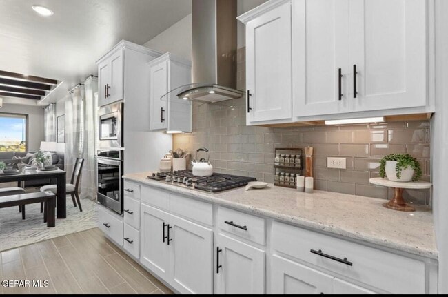 Building Photo - 257 Adamtowne Dr