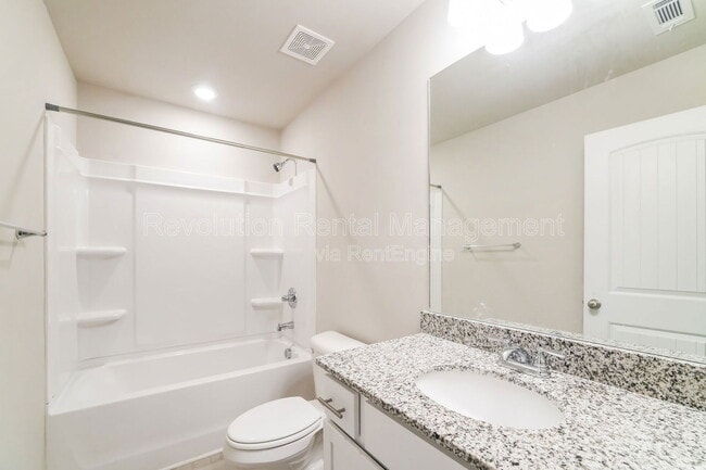 Building Photo - 501 Brady Dr