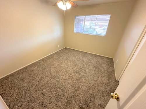 Building Photo - 3890 W Ocotillo Rd