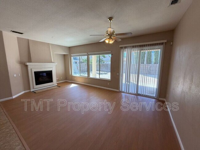 Building Photo - 9348 Sierra Spring Way