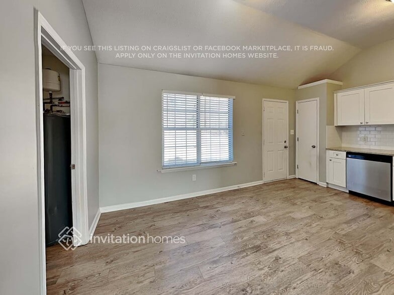 Building Photo - 60 Melton Way