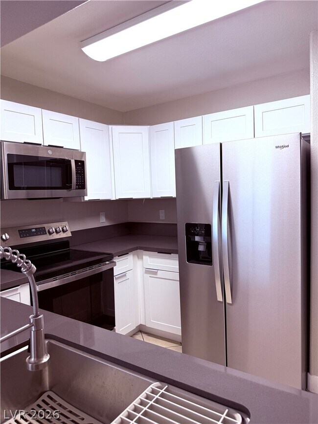 Building Photo - 2300 E Silverado Ranch Blvd