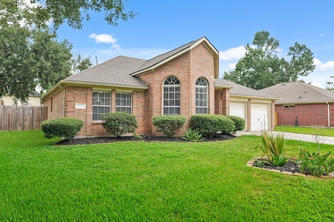 Building Photo - 3651 Woodlace Dr